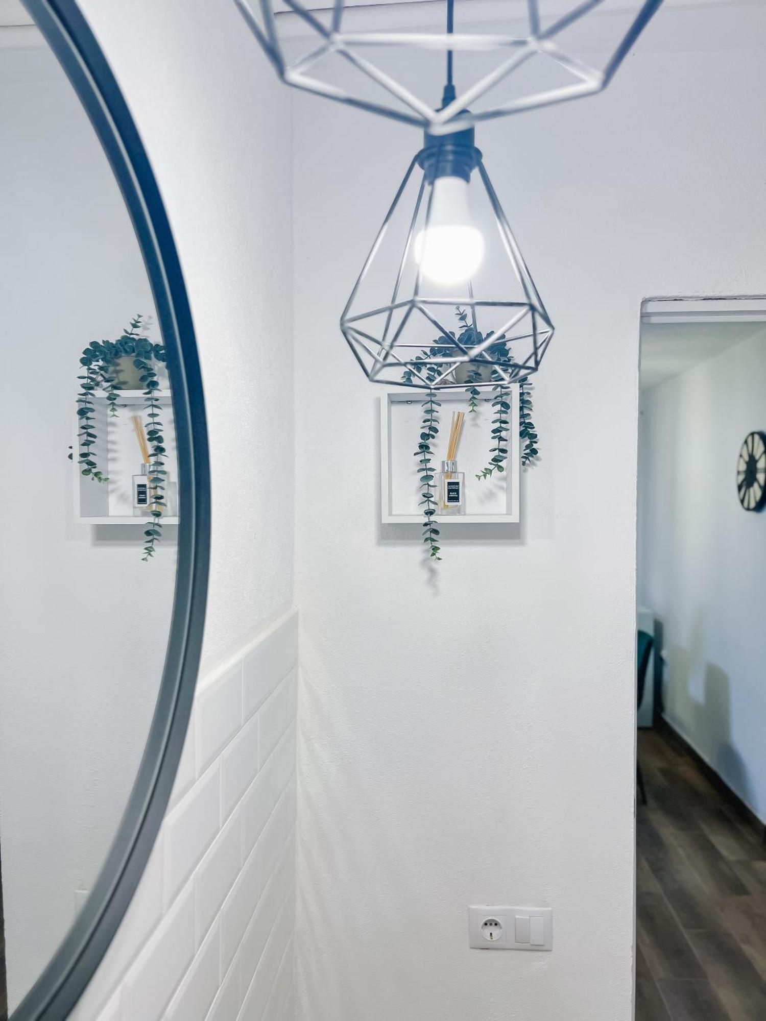 Subcetate Apartment *